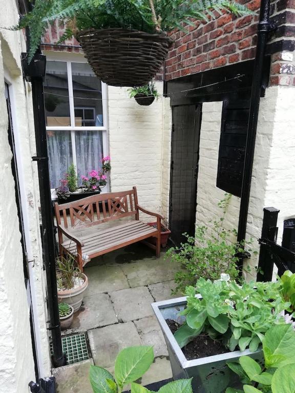 A Summer Place - Spacious Maisonette, Central Whitby, Sleeps 4, Close To Amenities Apartment Exterior foto